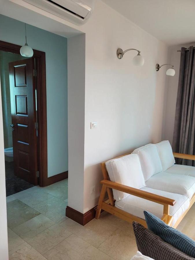 Gospino Apartment 1 Perfect For A Family トロギール エクステリア 写真