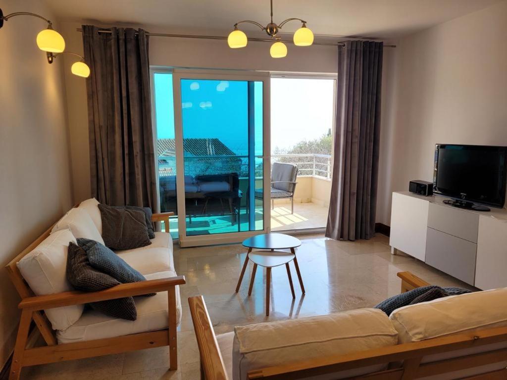 Gospino Apartment 1 Perfect For A Family トロギール エクステリア 写真