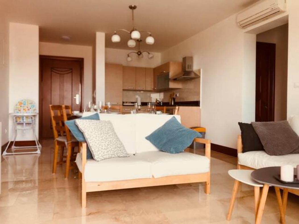 Gospino Apartment 1 Perfect For A Family トロギール エクステリア 写真